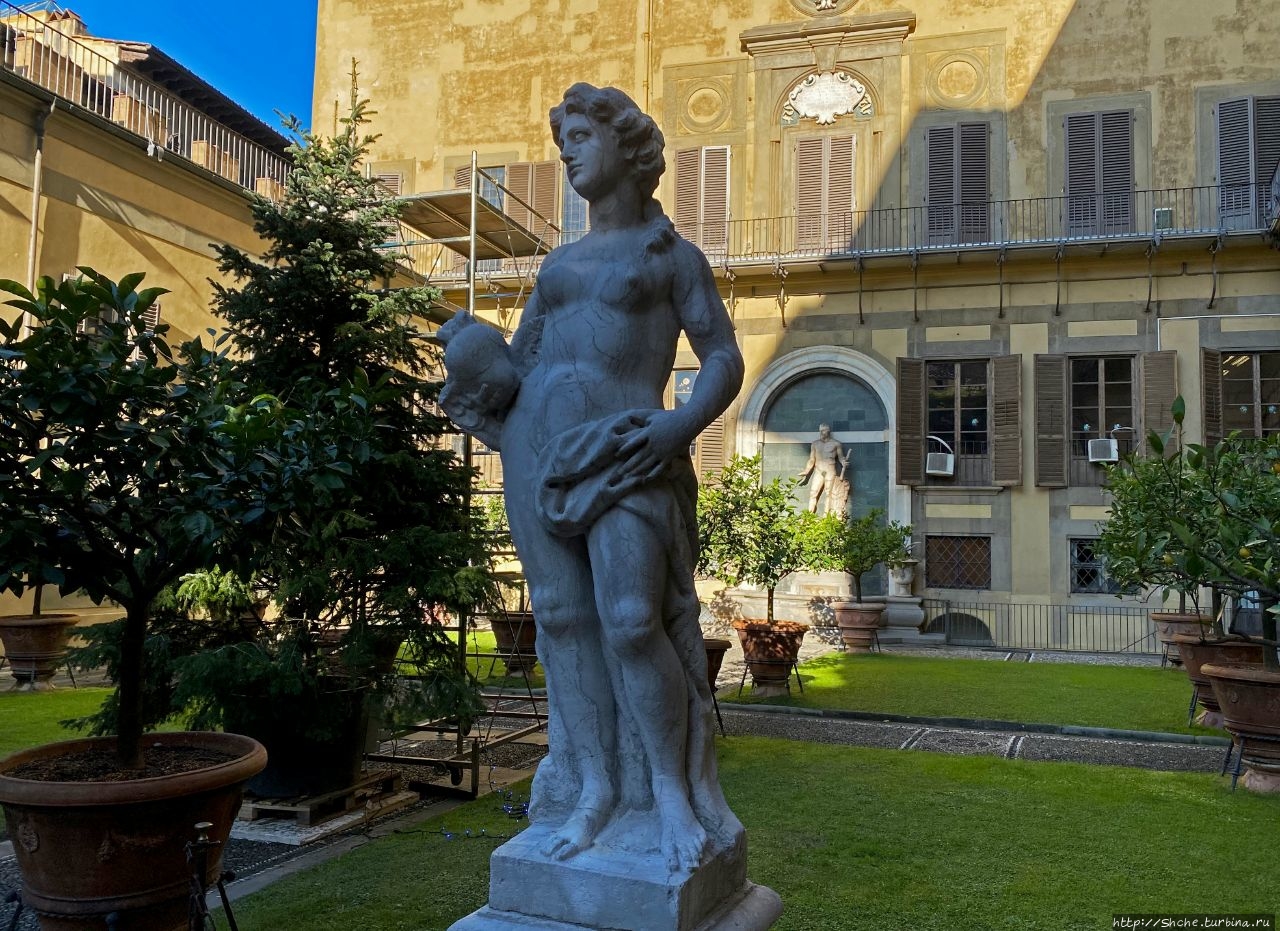 Дворец Медичи-Риккарди Флоренция, Италия