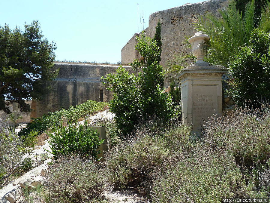 Про Санта-Барбару Аликанте, Испания