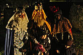 волхвы — это центральные персонажи рождества в испаноязычных странах, это три короля Гаспар, Мельчор и Балтазар, которым посвящен целый праздничный день 5 января. И если рождество — семейный праздник, то день королей — уличный...