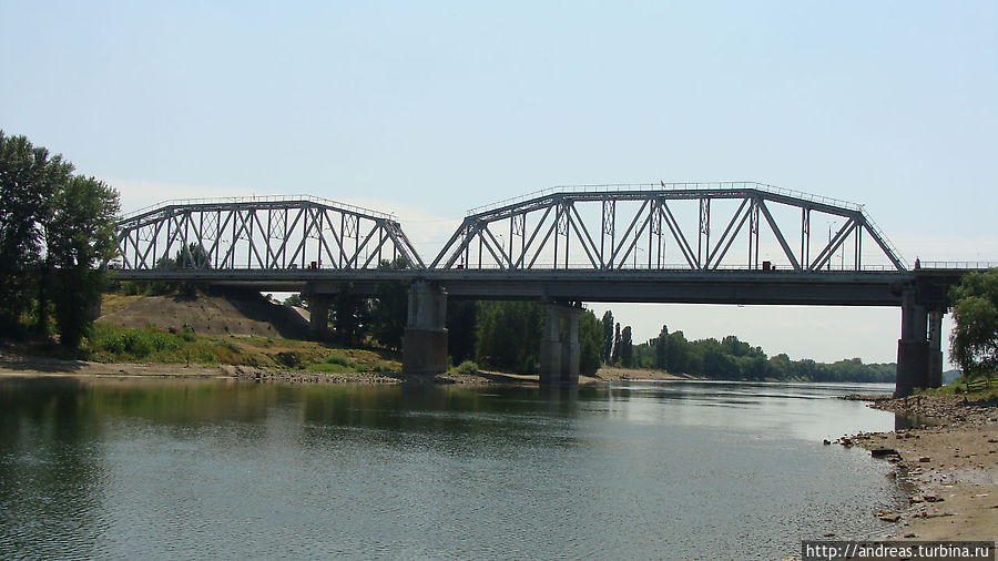 Днестр в Бендерах