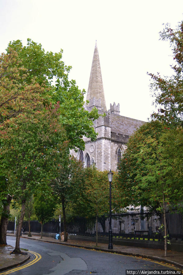В Дублине очень много церквей. Очень красивые. Ирландия