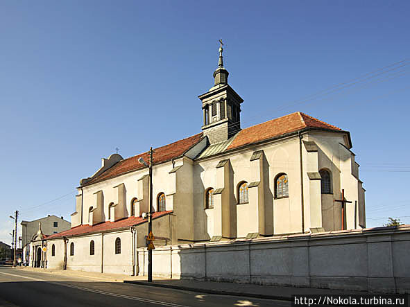 Костел доминиканцев Пётркув-Трыбунальски, Польша