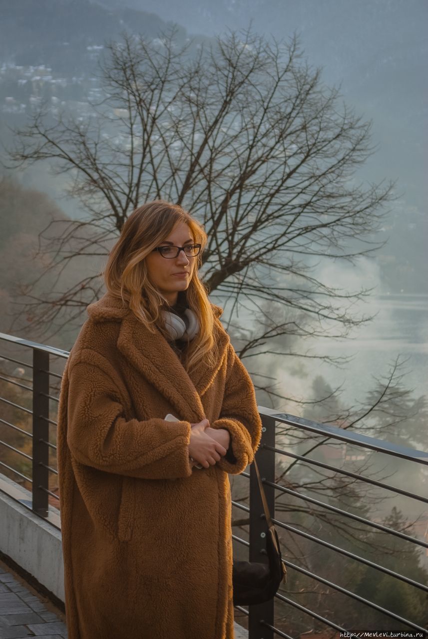 Зима на Комо Комо, Италия