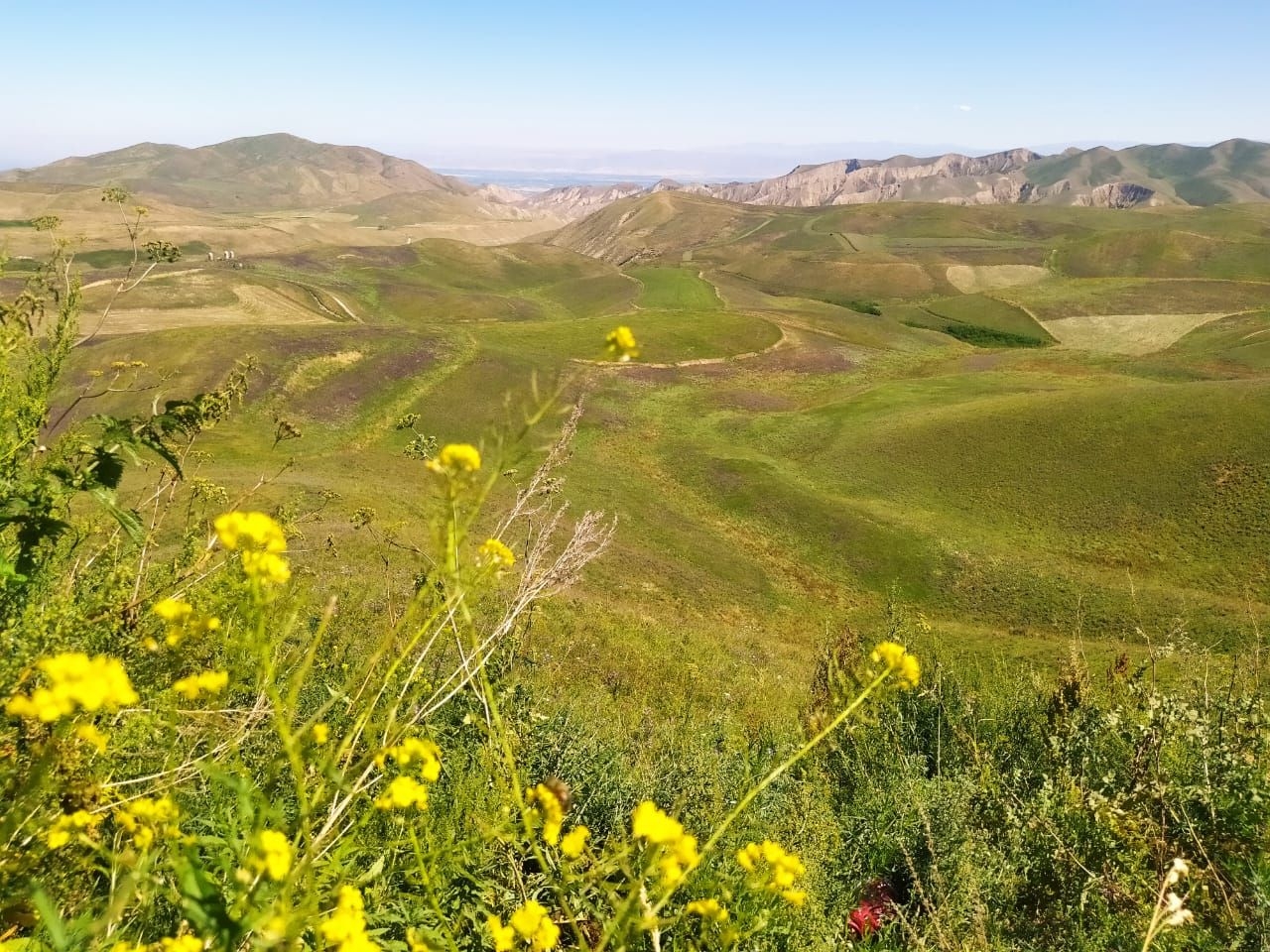 Смотровая площадка с видом на Тогуз-Булак Тогуз-Булак, Киргизия