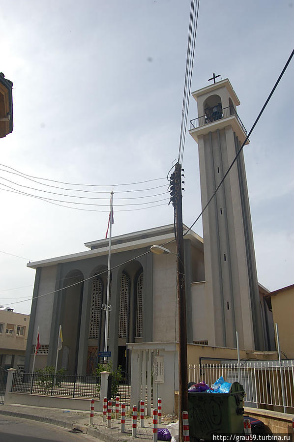 Маронитский Кафедральный собор Матери Божией / Maronite Cathedral of Our Lady of Graces