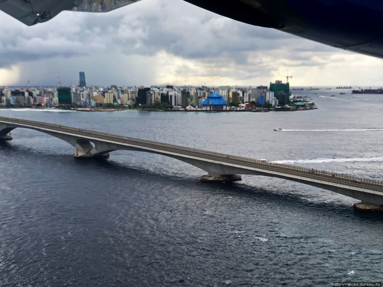Sinamale Bridge - первый межостровной мост на Мальдивах