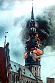 Пожар на колокольне церкви Святого Петра

Источник http://www.rigacv.lv/node/183