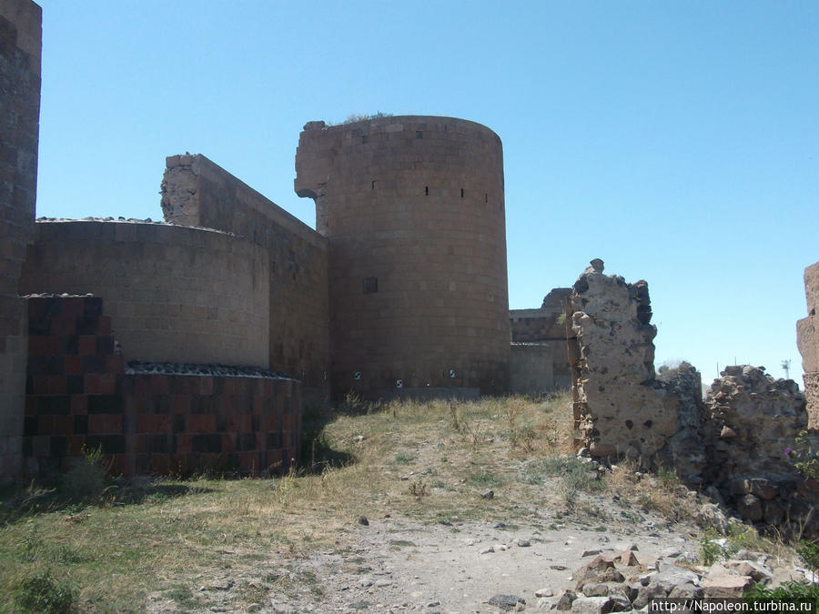 Стены старого города Ани, Турция