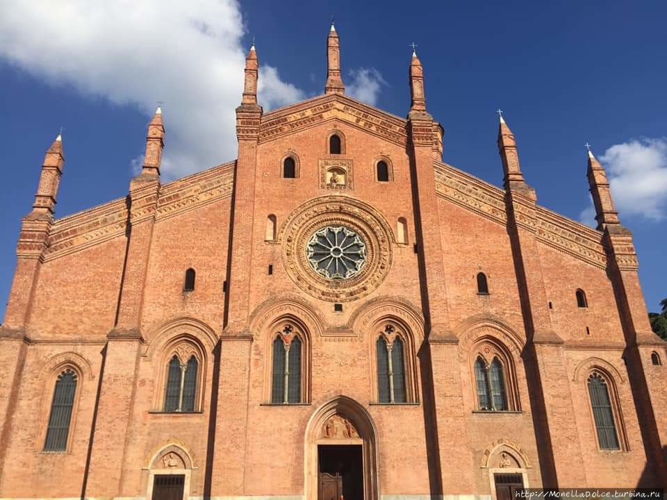 Средневековый центр города Pavia Павия, Италия