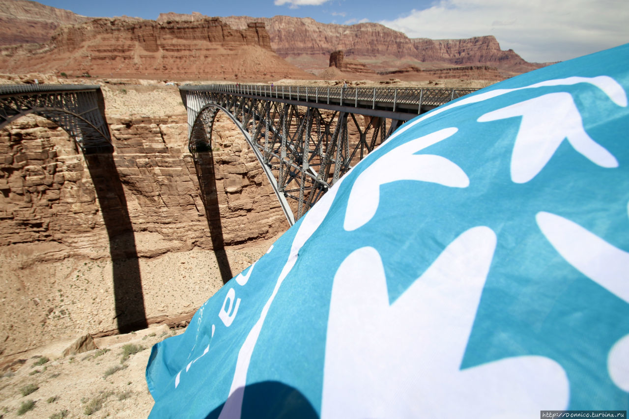 Турбина на Route-66 - Клан красных каньонов (ККК) Пэйдж, CША