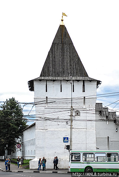 Угличская башня Спасо-Преображенский монастырь Ярославль, Россия