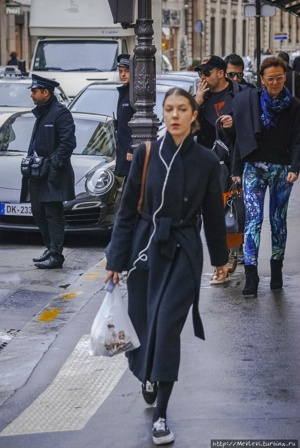 В дождик в Париже Париж, Франция