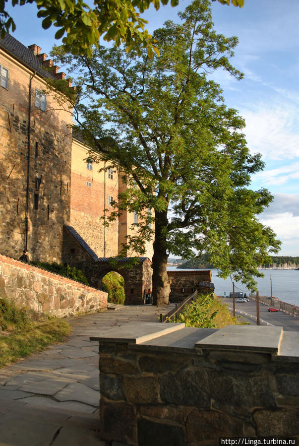 Прогулка по крепости Акерсхус Осло, Норвегия