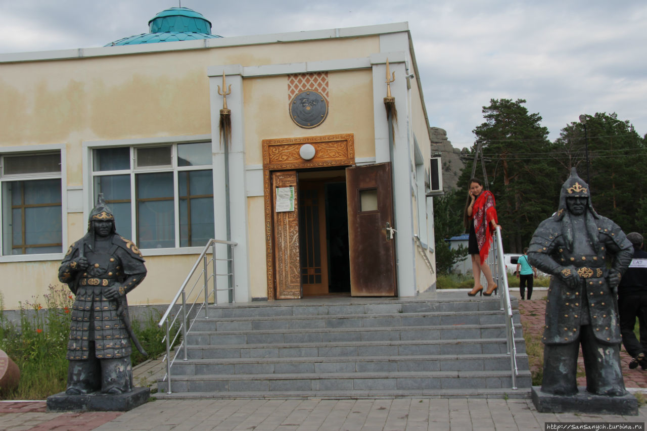 Вход музей на поляне Аблай-хана. Щучинск, Казахстан