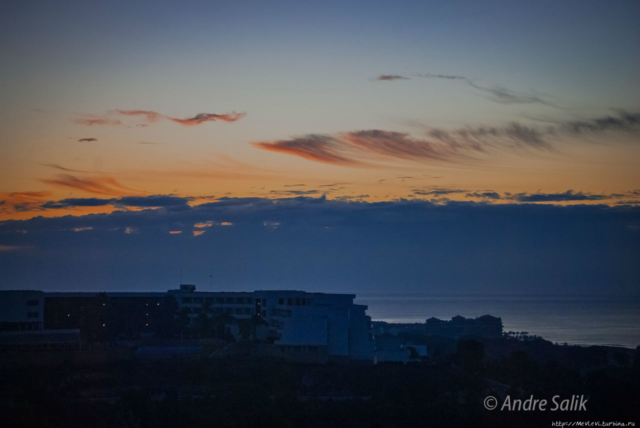 Февральское утро на Средиземном Ситжес, Испания