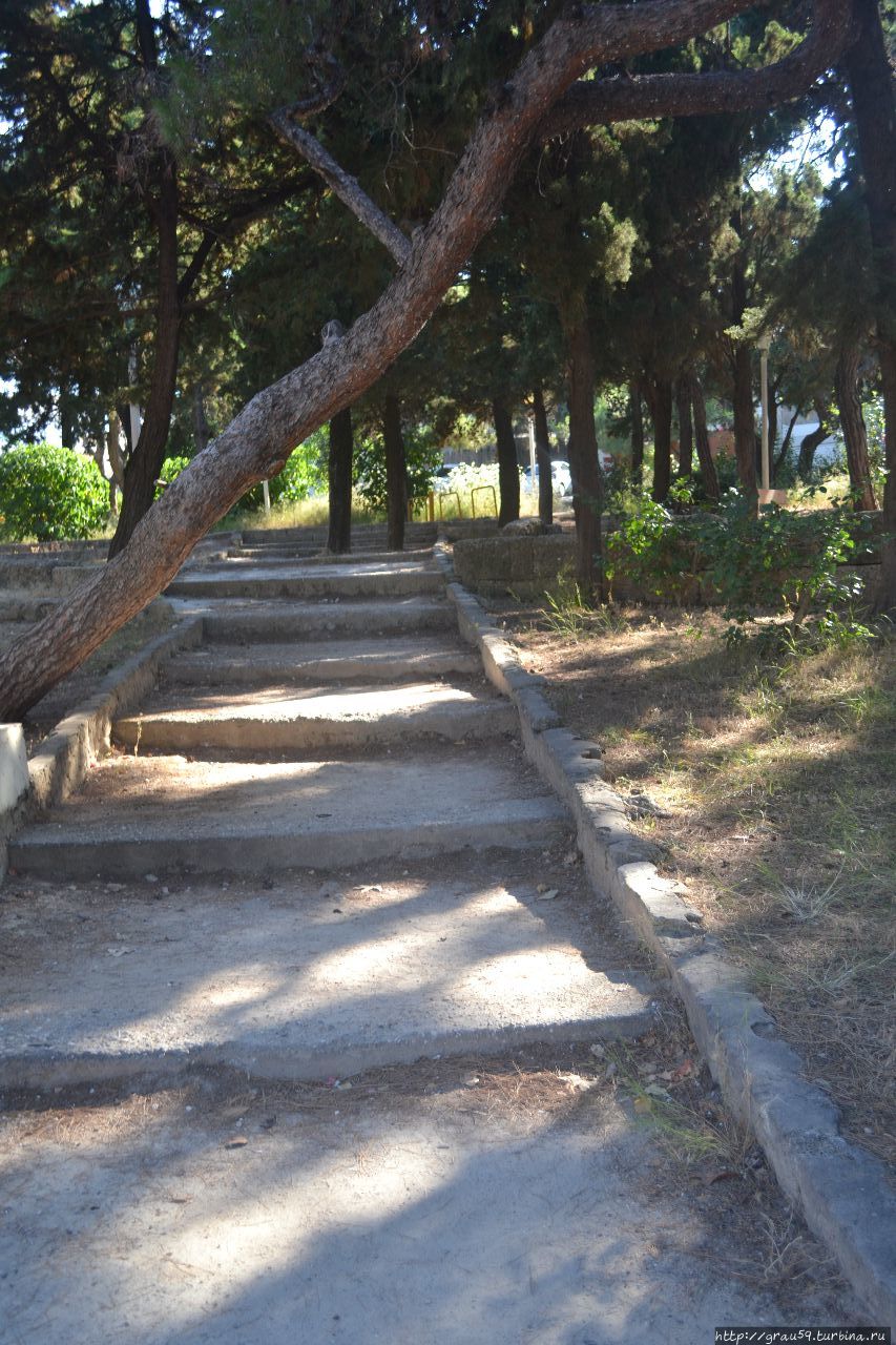 Новый город Родоса.  Жизнь продолжается Родос, остров Родос, Греция