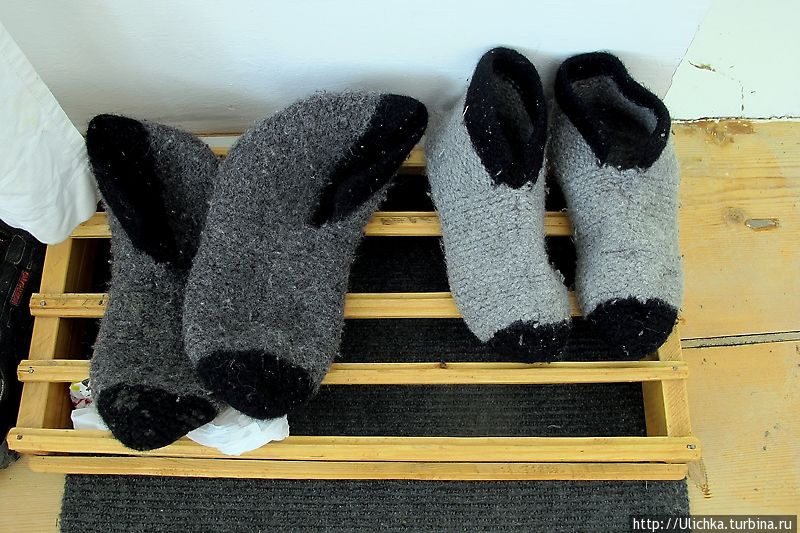 У вас в номере будут даже теплые ,шерстяные носки Мазери, Грузия