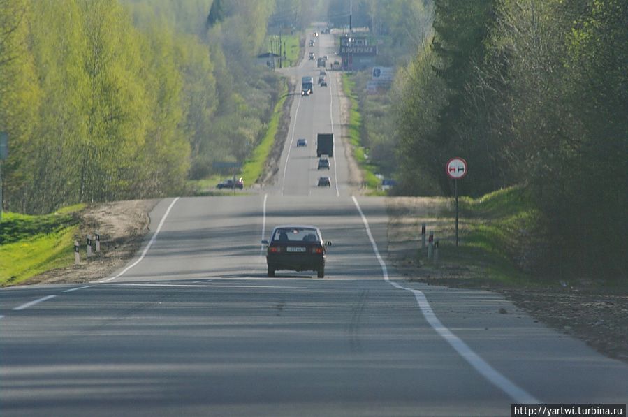 В 8 часов 10 минут мы уже были на Костромском шоссе и при скорости около 100 км/час достигли пост ГИБДД на въезде в Кострому в 8.35.