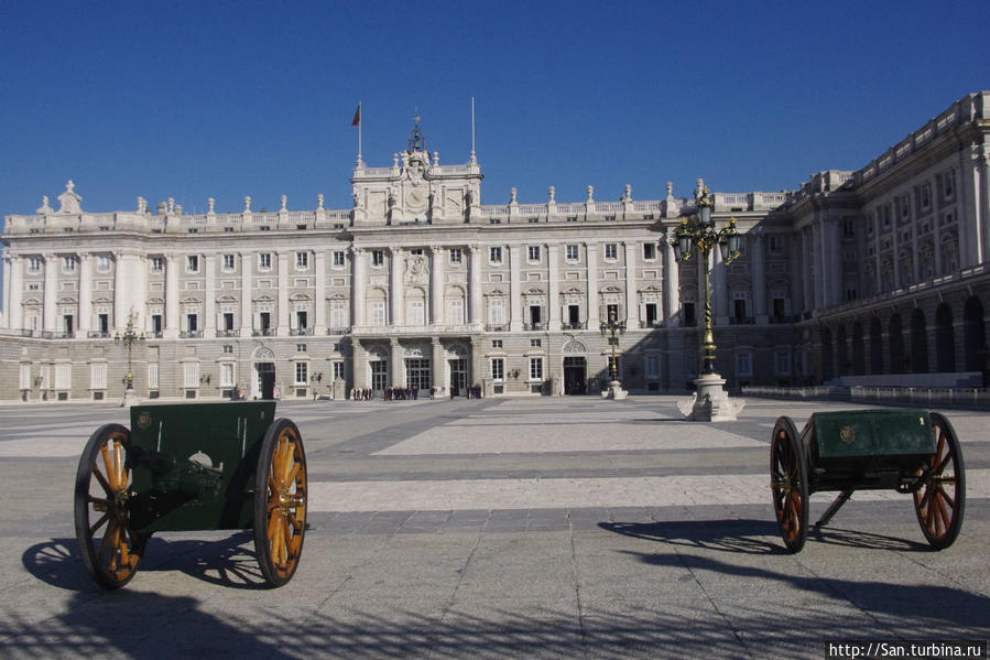 «И вся королевская конница, и вся королевская рать» Мадрид, Испания