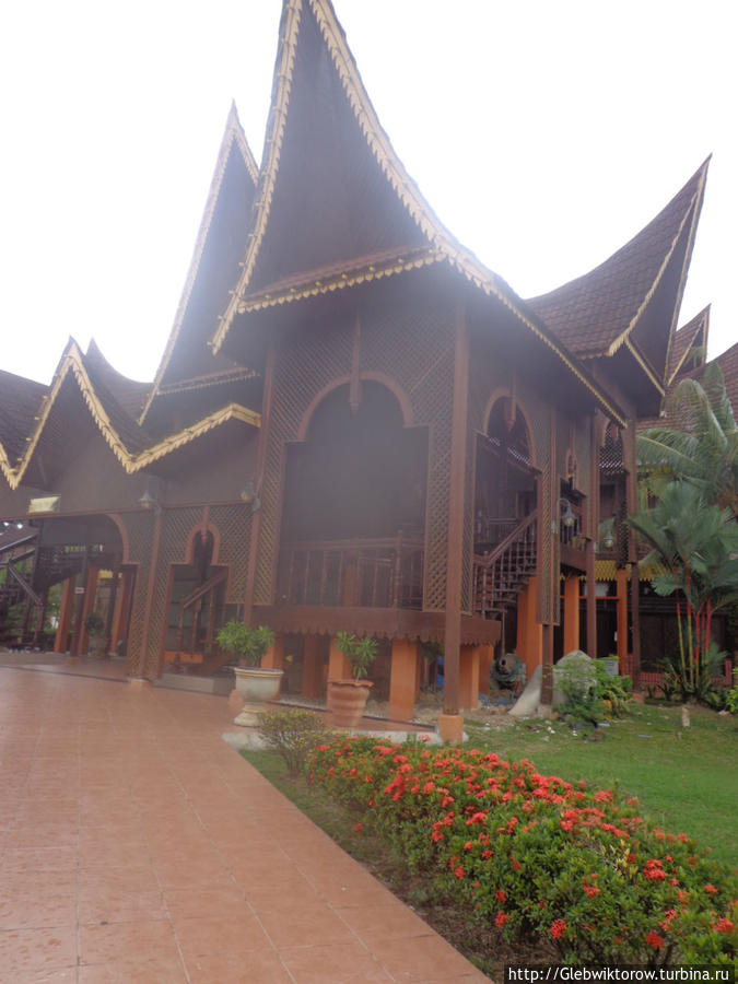 Провинциальный музей штата Негери-Сембилан / Negeri Sembilan Muzium