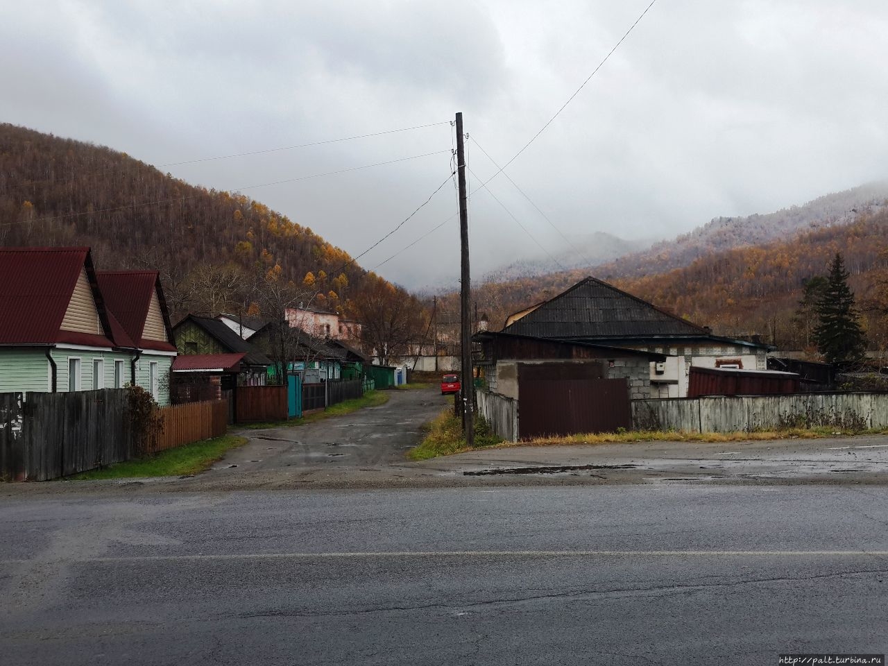 Окраина Слюдянки (2 км от Окраина Слюдянки (2 км от