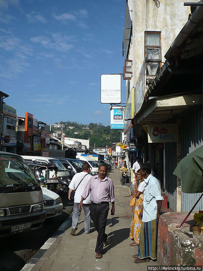 Прогулка по улочкам Канди Канди, Шри-Ланка
