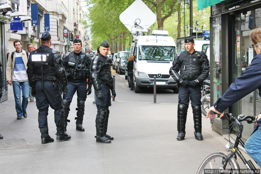 Парижская полиция или новые центурионы Париж, Франция