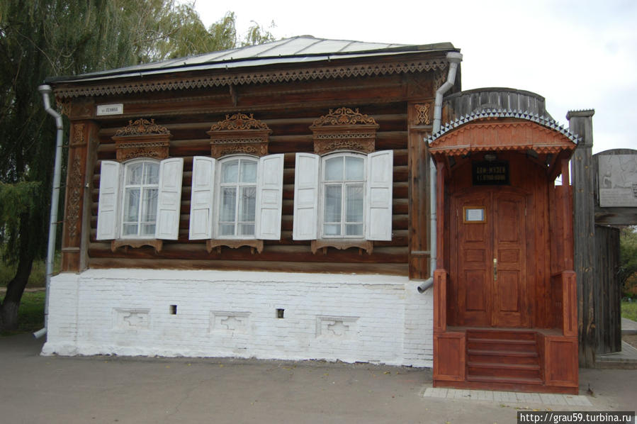 Дом Петрова-Водкина / House of Petrov-Vodkin