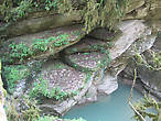 Каньон реки Псахо: вода, реликтовая зелень и древние скалы