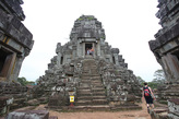 Храм Та Кео. Верхний ярус. Вид на центральную башню. Фото из интернета