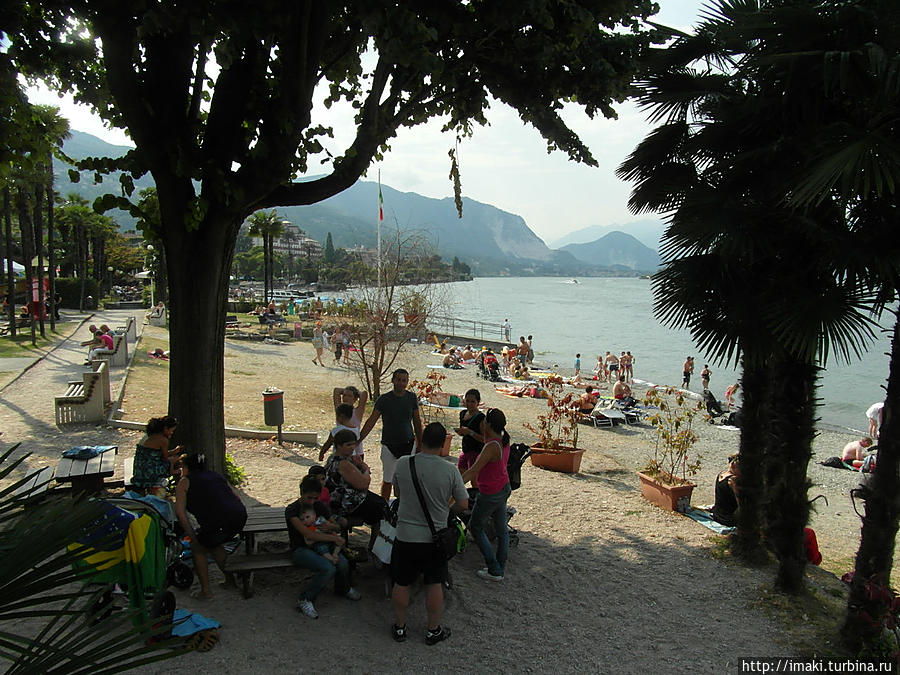 Местный (бесплатный) пляж Стреза, Италия