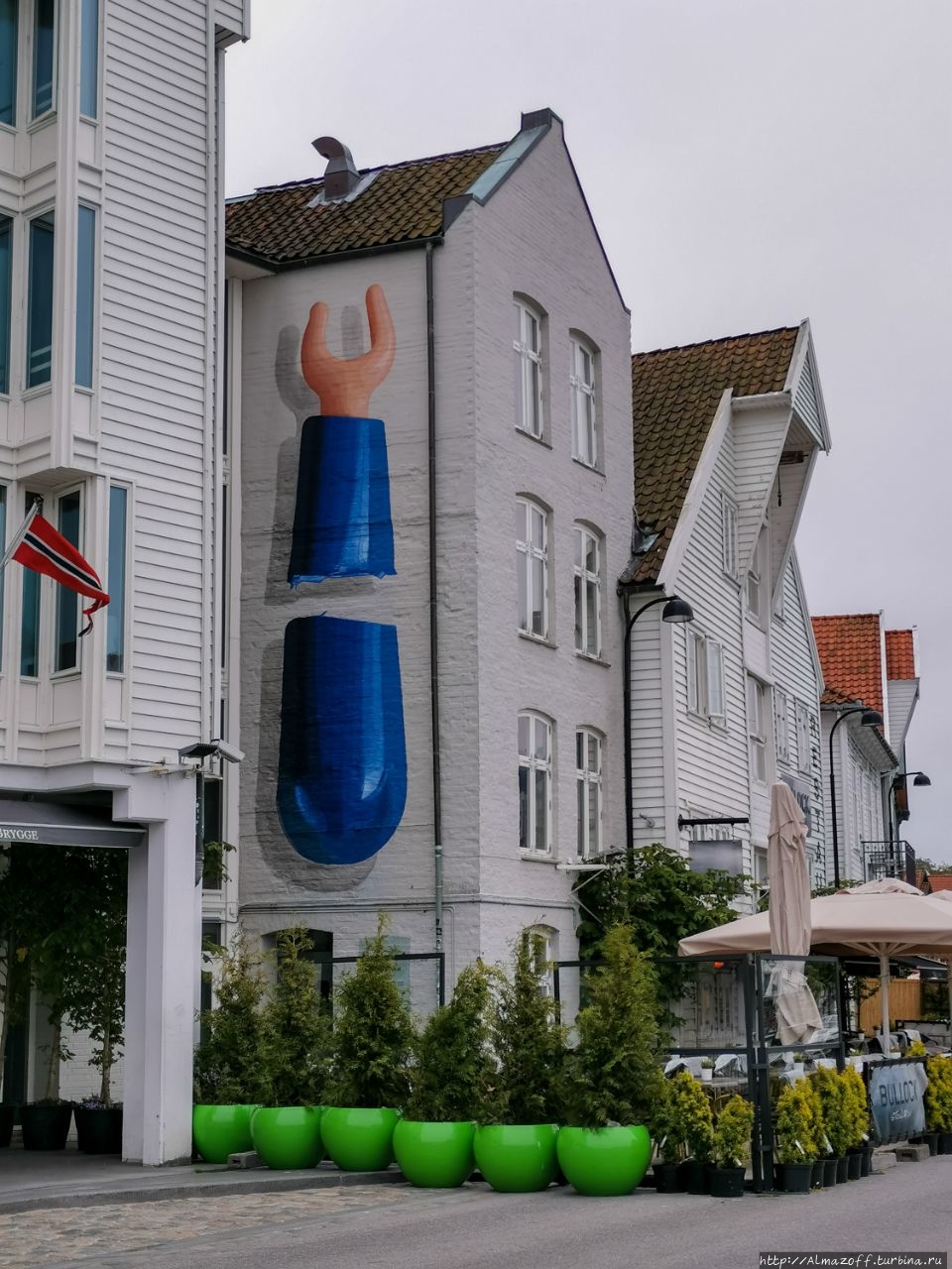 Новое уличное искусство в Ставангере и фестиваль NUART Ставангер, Норвегия Новое уличное искусство в Ставангере и фестиваль NUART Ставангер, Норвегия