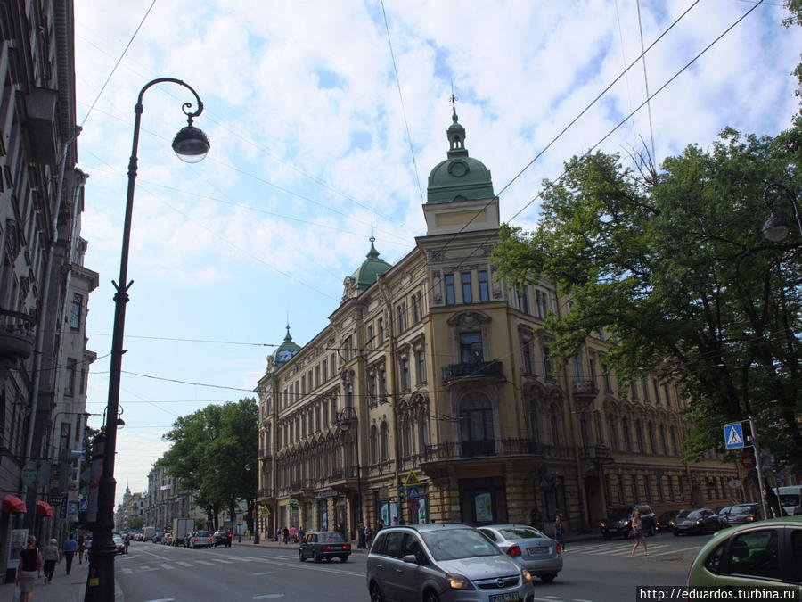 А мне — до фонаря...есть дело! Санкт-Петербург, Россия