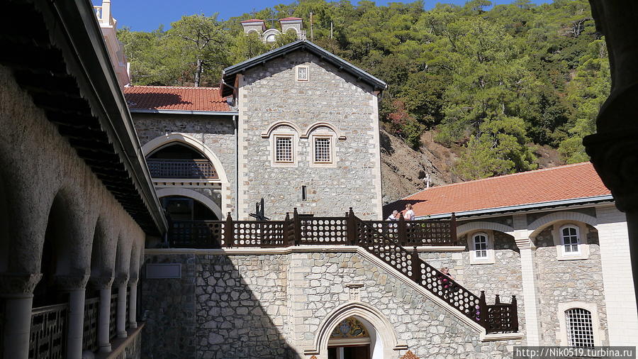 Киккский монастырь на Кипре Пафос, Кипр