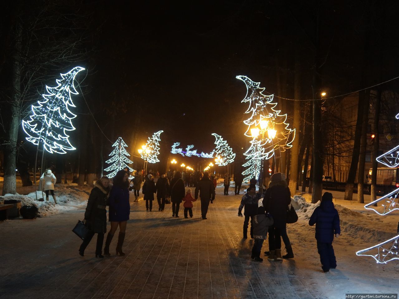 Первомайский бульвар.