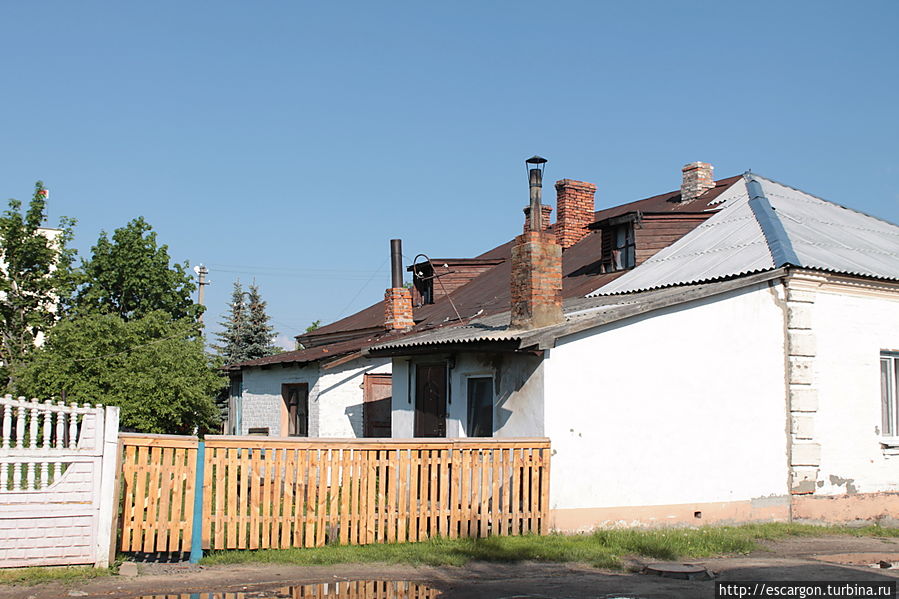 Ну и конечно живописный частный сектор, которого в этом городке хватает в избытке..