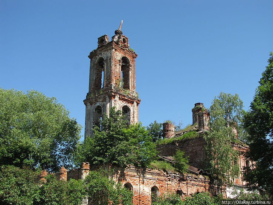 Церковь Воскресения Христова (1799 г). Рыбинский район, д. Огарково. Ярославль, Россия