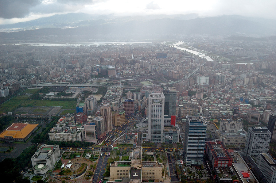 Как подняться на Taipei 101 и чуть не опоздать на самолет