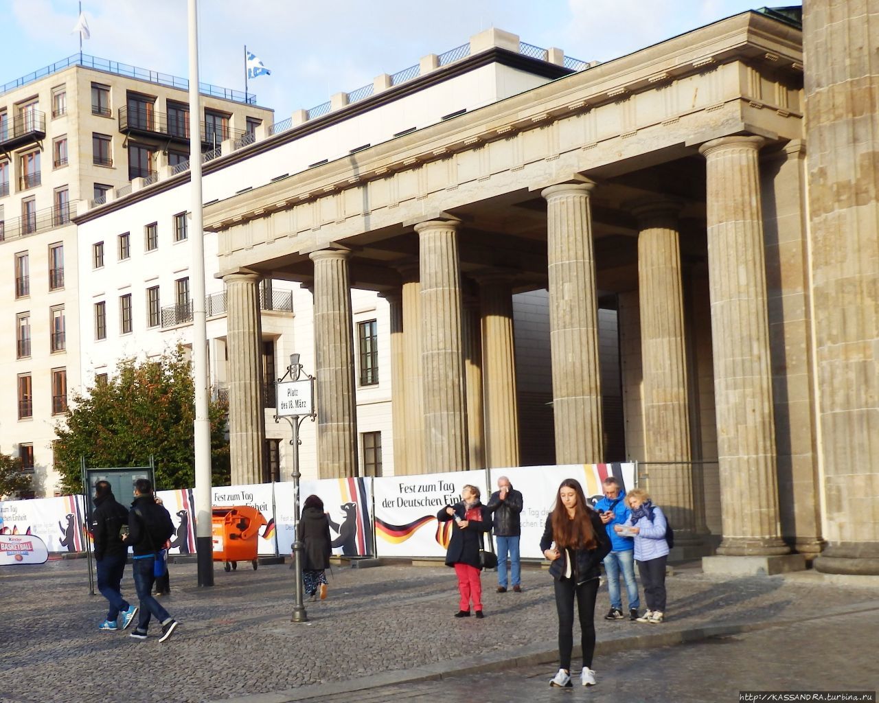 Берлинская стена. День германского единства Берлин, Германия