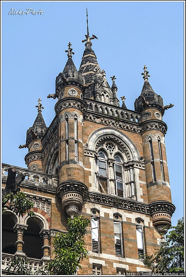 Словно сказочный замок...
* Мумбаи, Индия