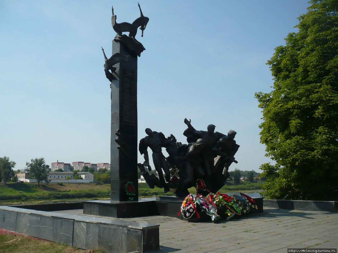 Памятник 23-м воинам-гвардейцам Полоцк, Беларусь