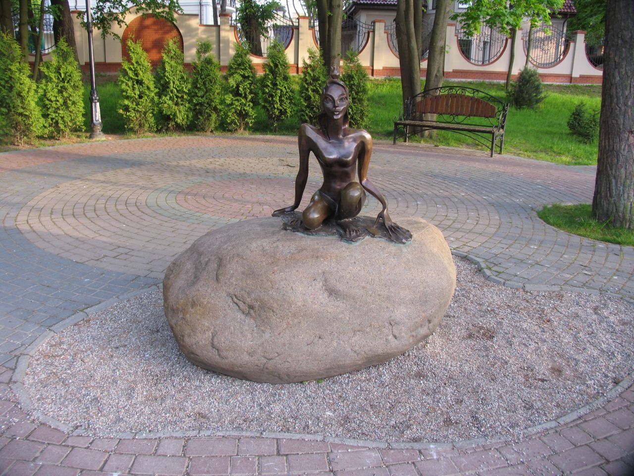 Скульптура «Царевна-Лягушка» Светлогорск, Россия