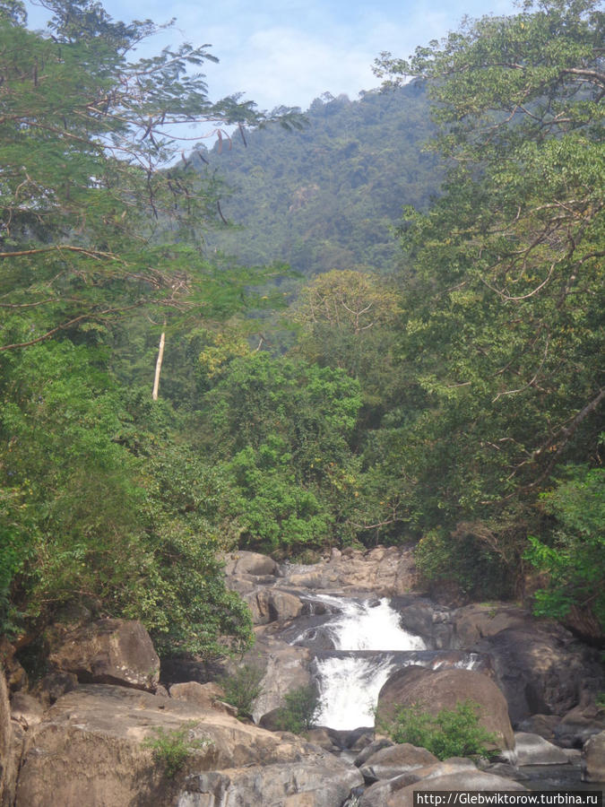 Верхняя часть водопада Нанг Ронг Накхон-Найок, Таиланд