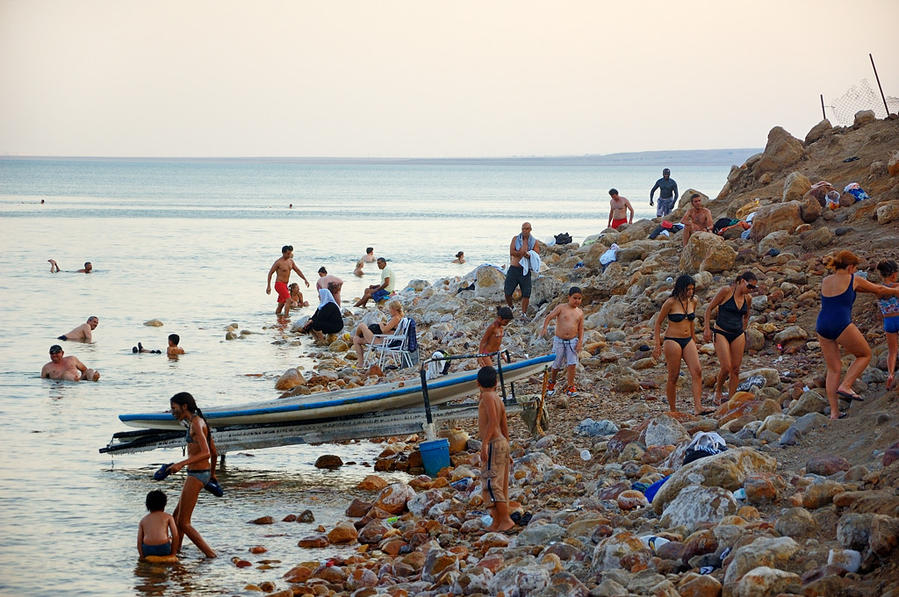 Копакабана прямо :) Мертвое море, Израиль