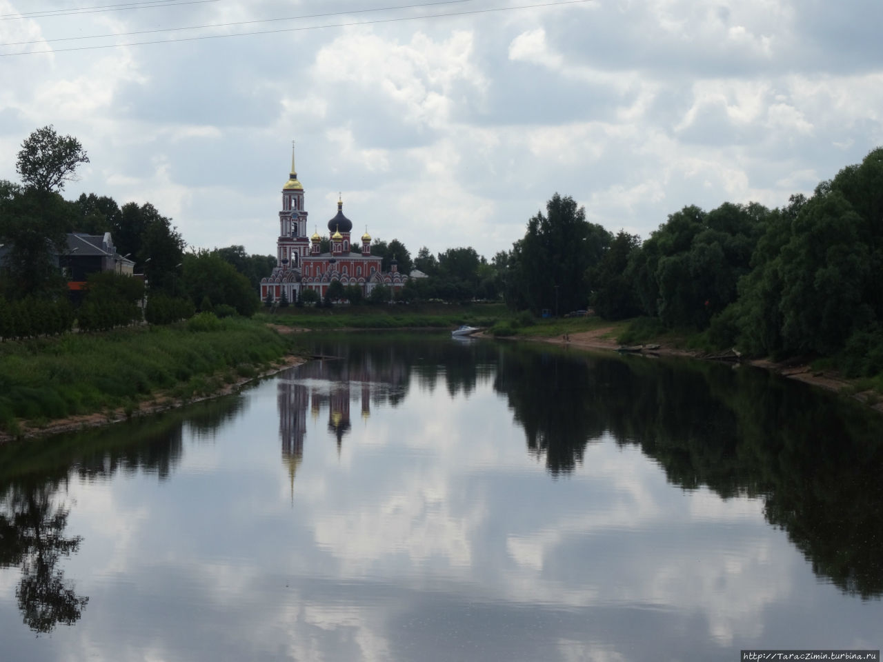 Старая Русса. Отражения в воде Старая Русса, Россия