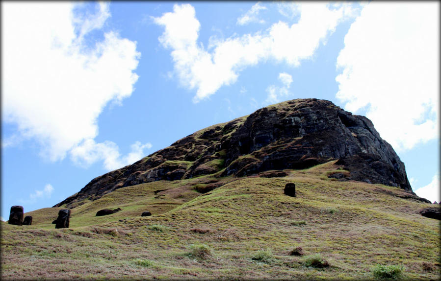 Достопримечательности острова Пасхи (RANO RARAKU) Остров Пасхи, Чили