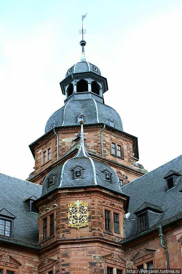 Внутренний двор замка Ашаффенбург, Германия