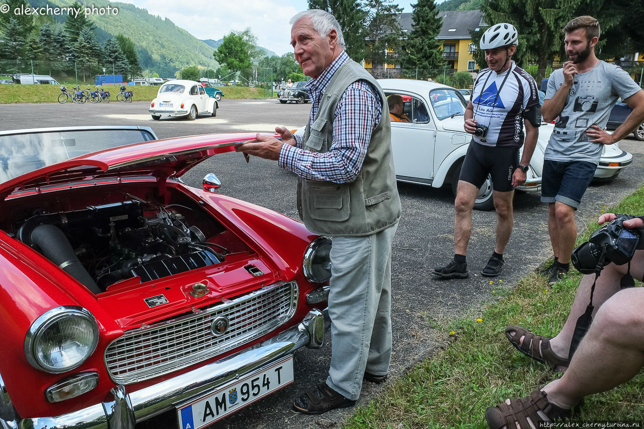 Велосипеды против автомобиля. Шлёген Шлёген, Австрия