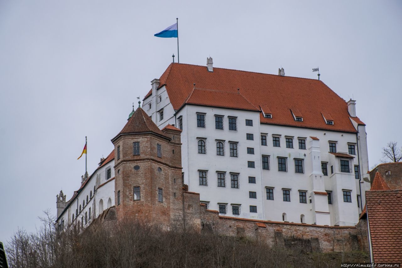 Замок Траусниц Ландсхут, Германия