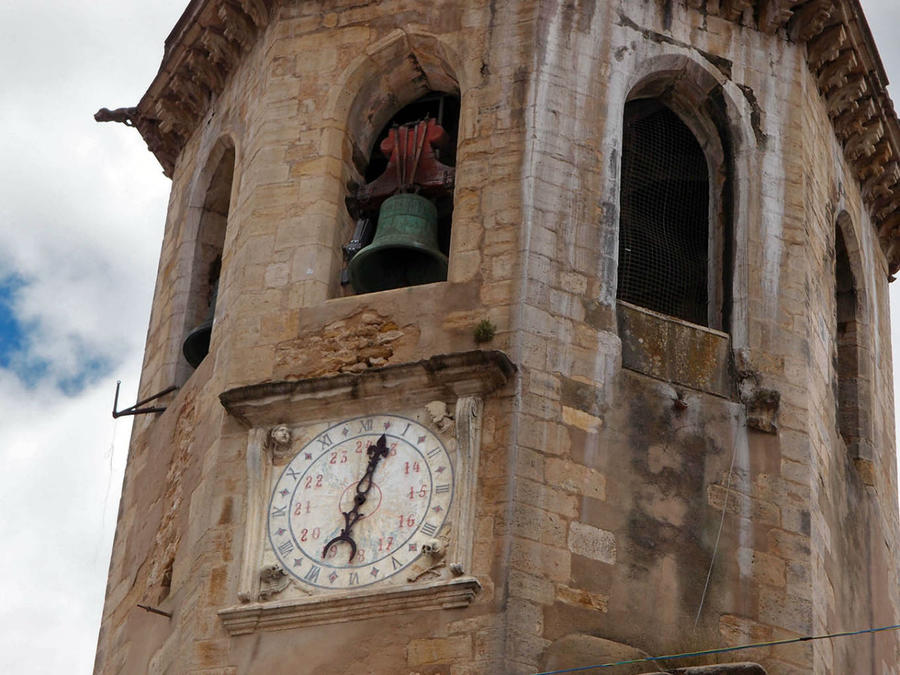 Часы торопят... Томар, Португалия